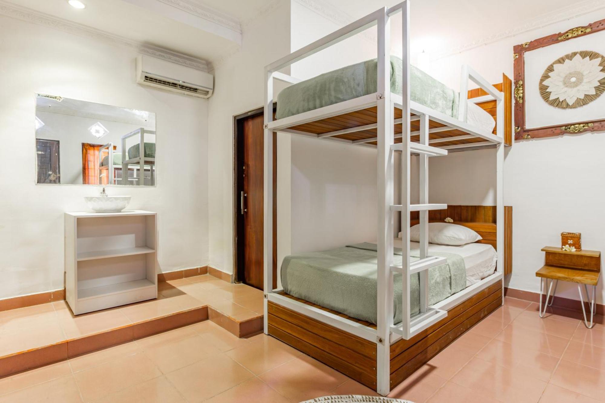 Capital O 93944 Geweka Homestay Jimbaran  Luaran gambar