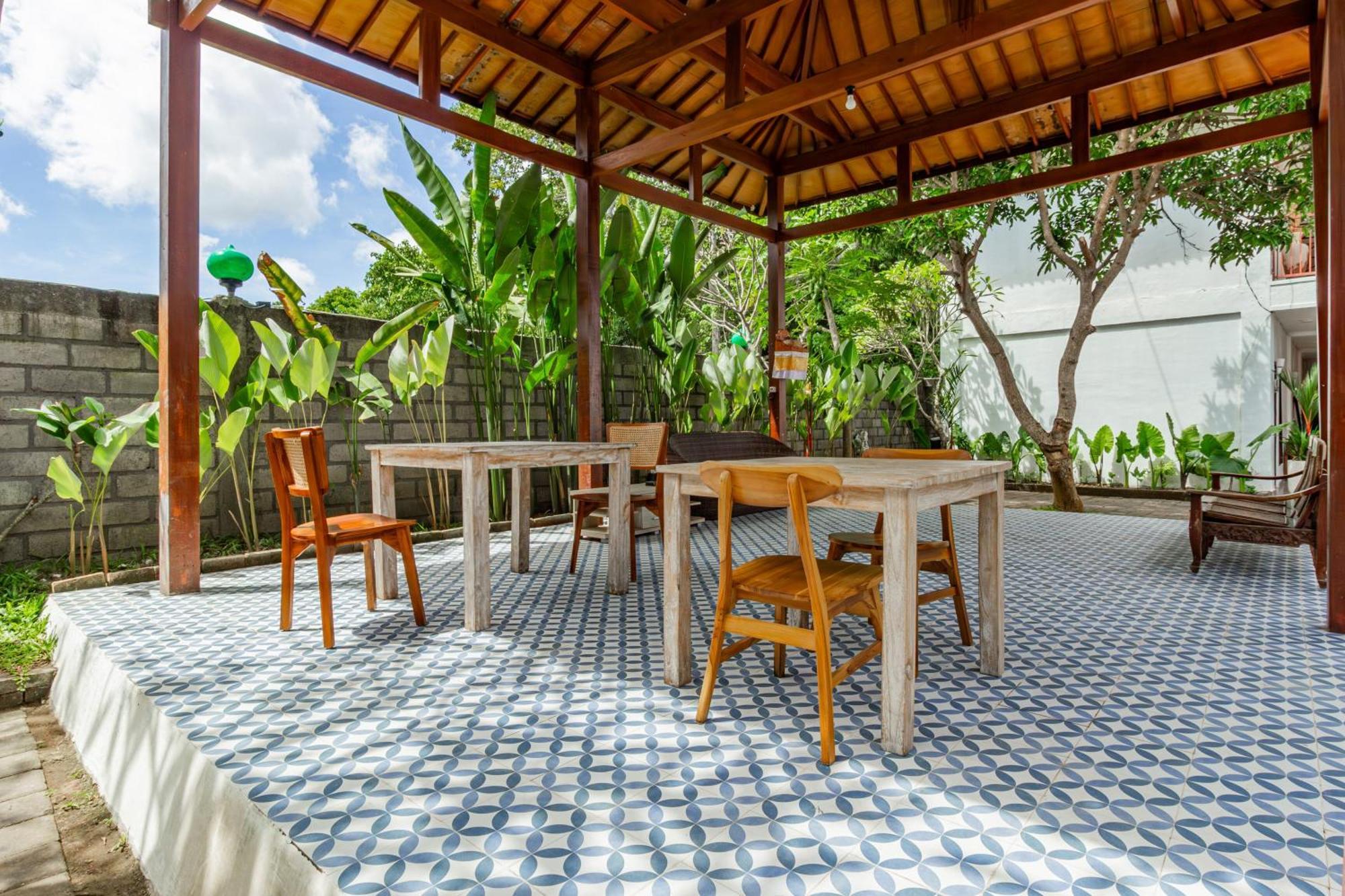 Capital O 93944 Geweka Homestay Jimbaran  Luaran gambar