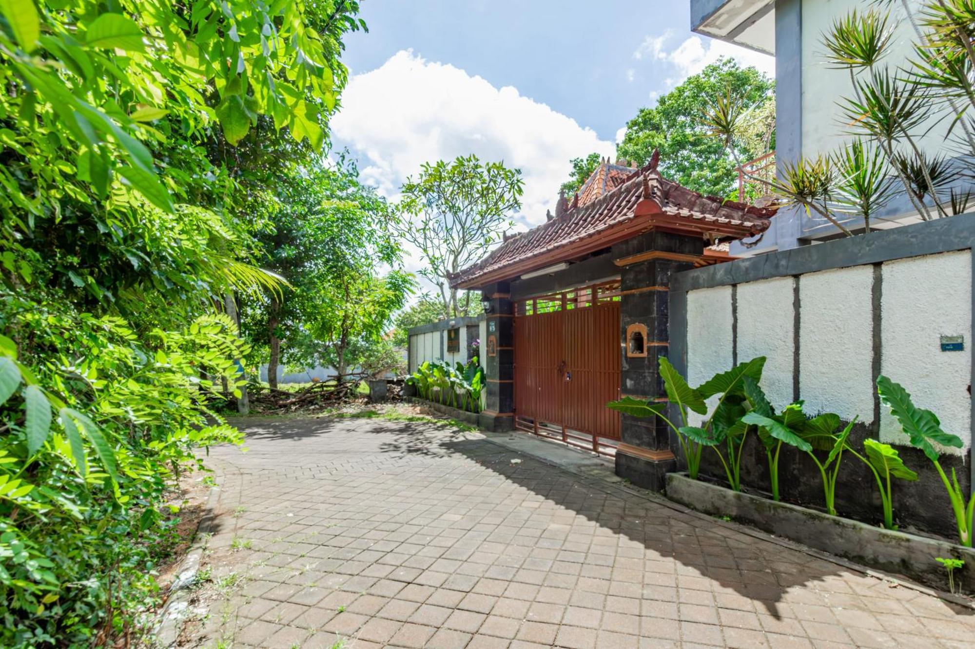 Capital O 93944 Geweka Homestay Jimbaran  Luaran gambar